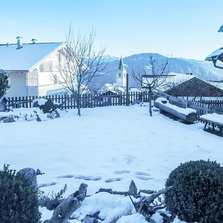 Apartment Beckenbinder Rosengarten San Genesio Atesino