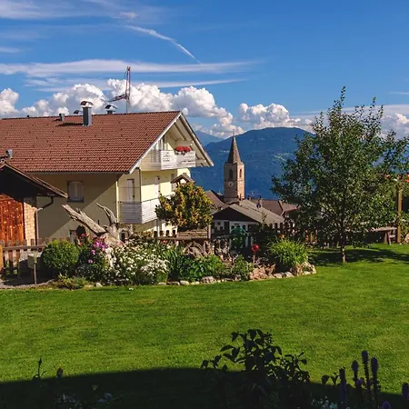 Apartment Beckenbinder Rosengarten San Genesio Atesino